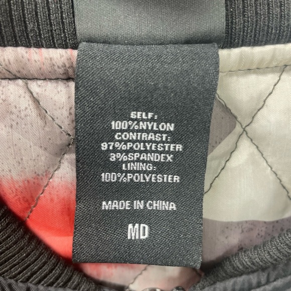 DC Comics Justice League Cyborg Bomber Jacket. Size M - Picture 6 of 11